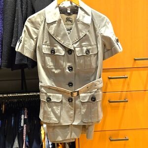 Burberry Safari jacket&skirt